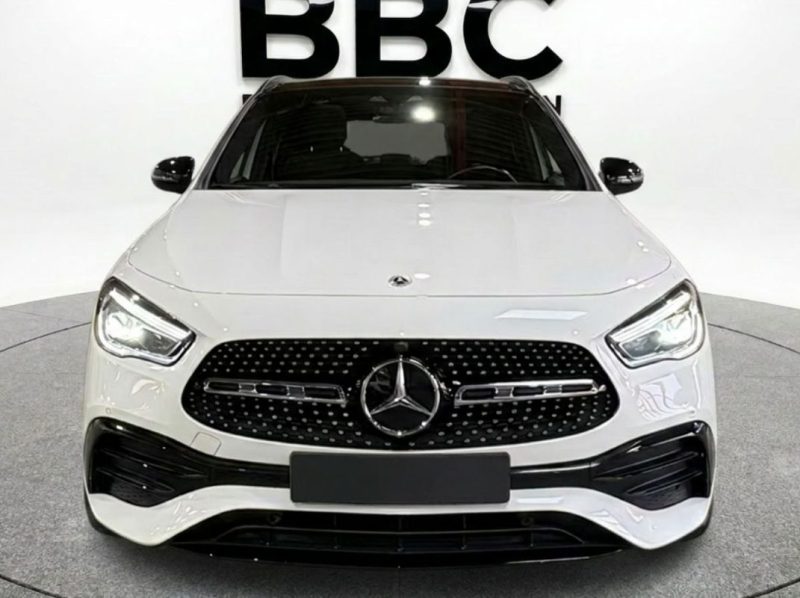  MERCEDES-BENZ GLA 200 AMG LINE 2023