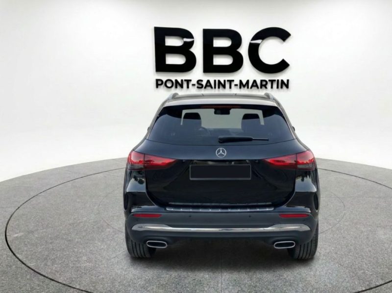MERCEDES-BENZ GLA 220 AMG SPORTPAKET / PANORAMA 2023