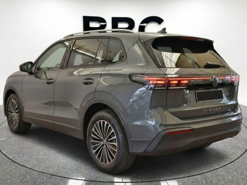 VOLKSWAGEN TIGUAN LIFE 2024