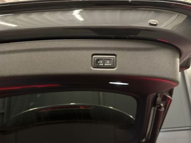 AUDI RANGE ROVER EVOQUE PERFORMANCE S-LINE 2025