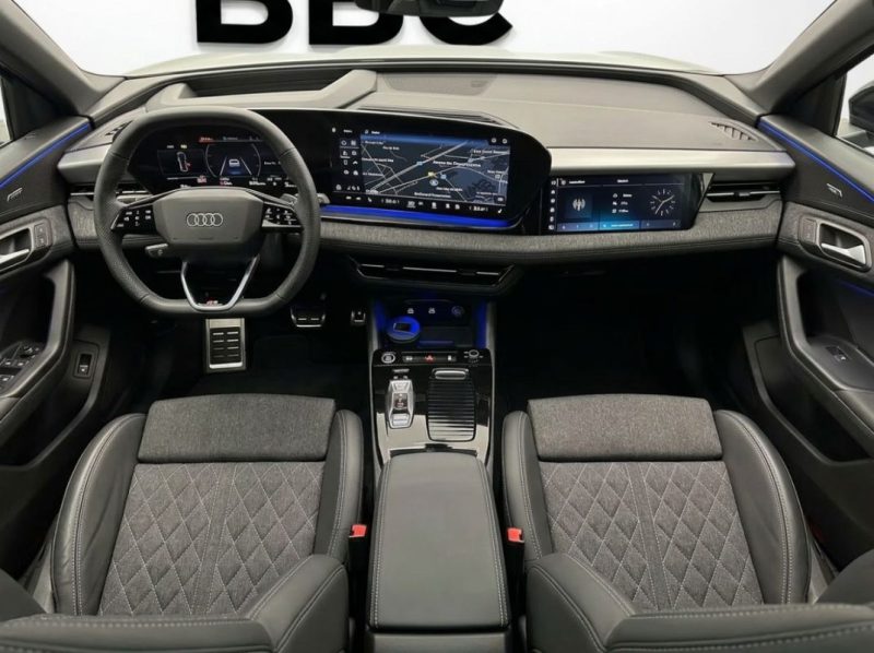 AUDI RANGE ROVER EVOQUE PERFORMANCE S-LINE 2025