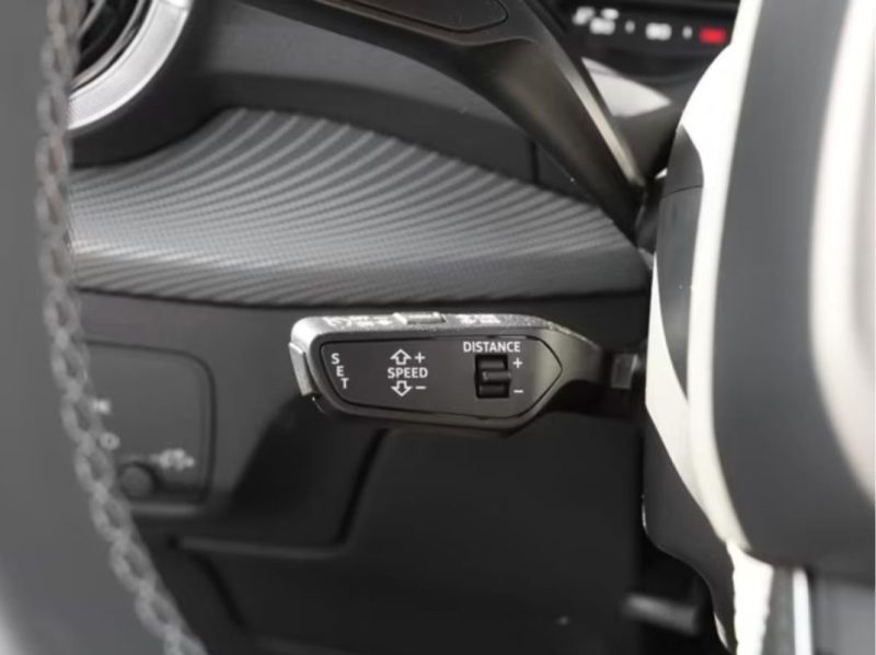 AUDI Q2 35 TFSI S-TRONIC 2X S-LINE MATRIX 2025
