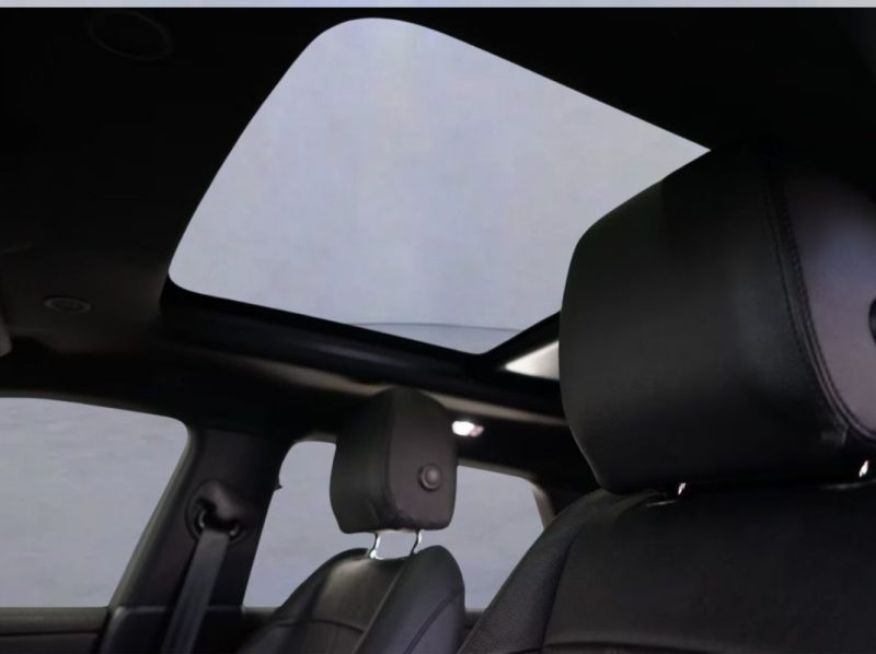LAND ROVER RANGE ROVER EVOQUE R-DYNAMIC SE 2023