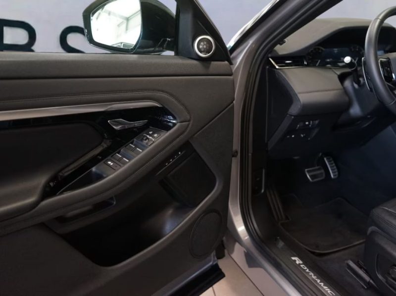 LAND ROVER RANGE ROVER EVOQUE R-DYNAMIC SE 2023