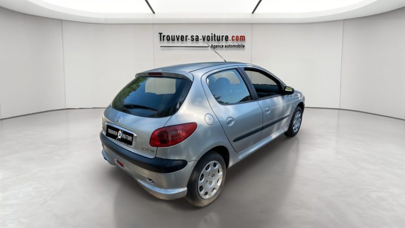 PEUGEOT 206 1.4 HDI