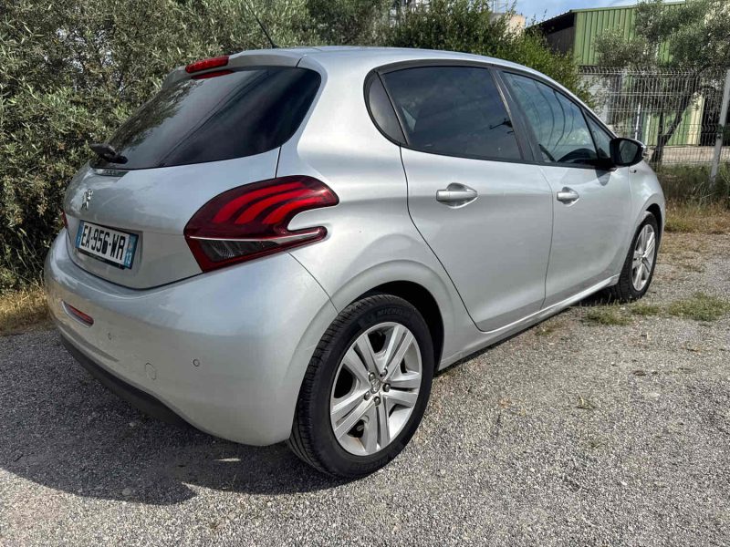 PEUGEOT 208 I 1.2 VTI 82 Cv STYLE
