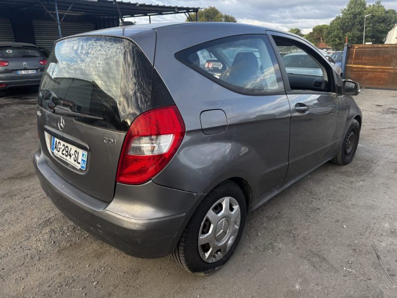 MERCEDES CLASSE A A160 CDI 82CV ÉLÉGANCE  2009