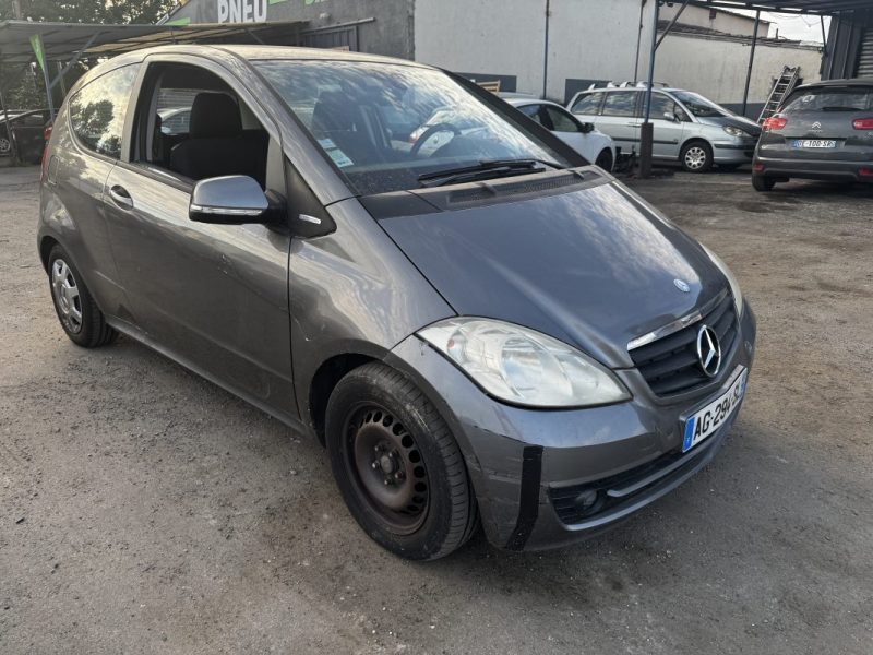 MERCEDES CLASSE A A160 CDI 82CV ÉLÉGANCE  2009
