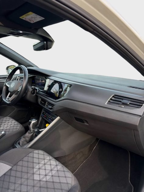 VOLKSWAGEN POLO R-LINE DSG7 2023
