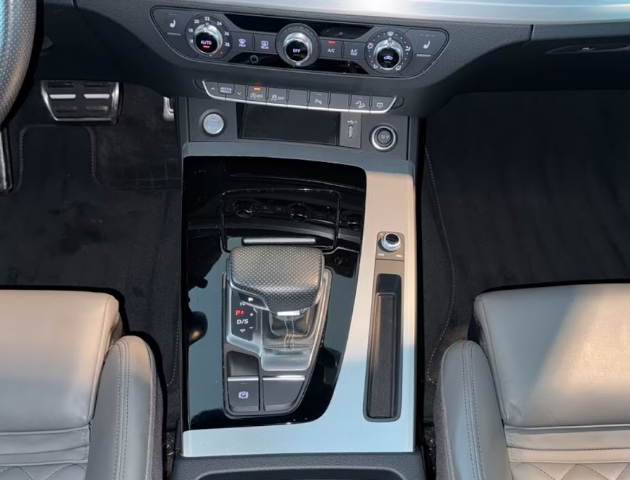 AUDI Q5 SPORTBACK