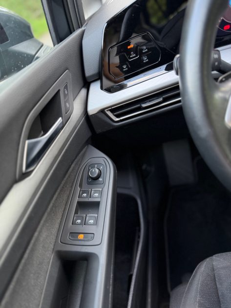 VOLKSWAGEN GOLF  LIFE DSG 03/2023