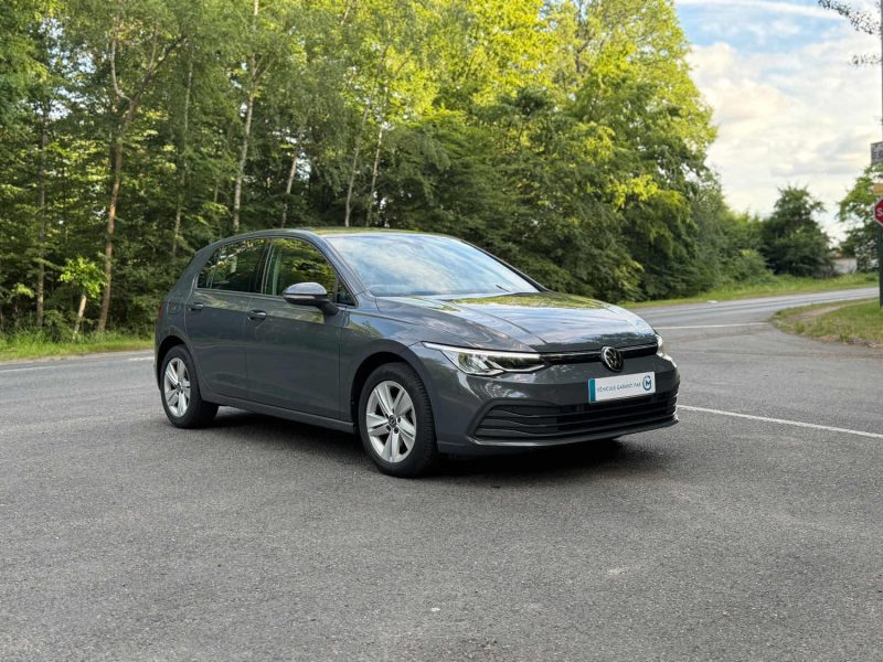 VOLKSWAGEN GOLF  LIFE DSG 03/2023