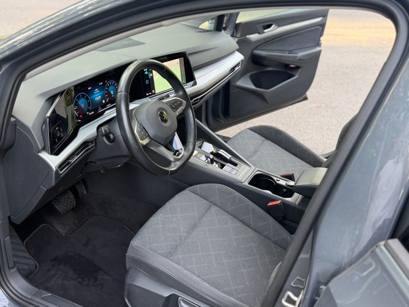 VOLKSWAGEN GOLF  LIFE DSG 03/2023