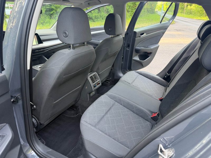 VOLKSWAGEN GOLF  LIFE DSG 03/2023