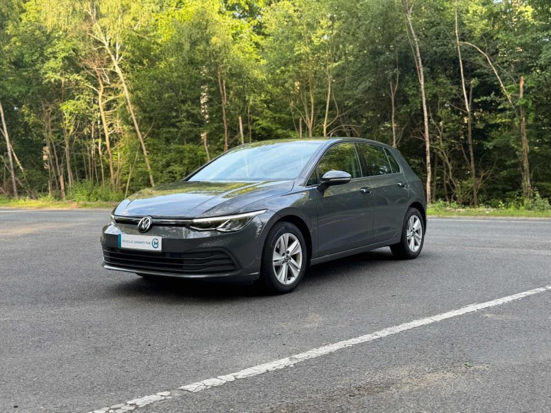 VOLKSWAGEN GOLF  LIFE DSG 03/2023