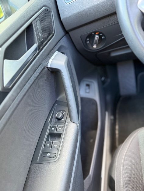 VOLKSWAGEN TIGUAN 2.0 150CP  ELEGANCE 12/2023