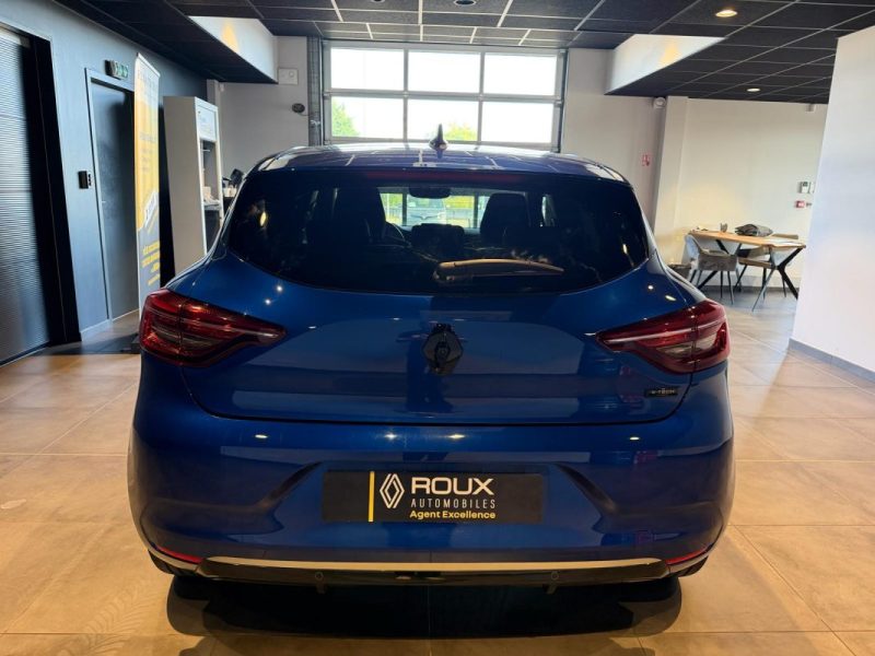 RENAULT  CLIO  5 E-TECH ENGINEERED BOSE / 1ERE MAIN 