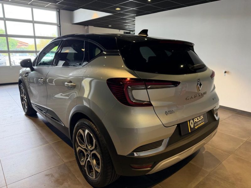 RENAULT CAPTUR INTENS 145 E-TECH BOSE / PACK CITY / PACK EASY DRIVE 