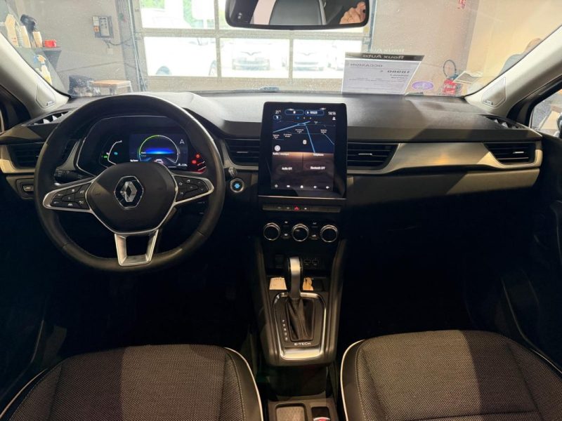 RENAULT CAPTUR INTENS 145 E-TECH BOSE / PACK CITY / PACK EASY DRIVE 