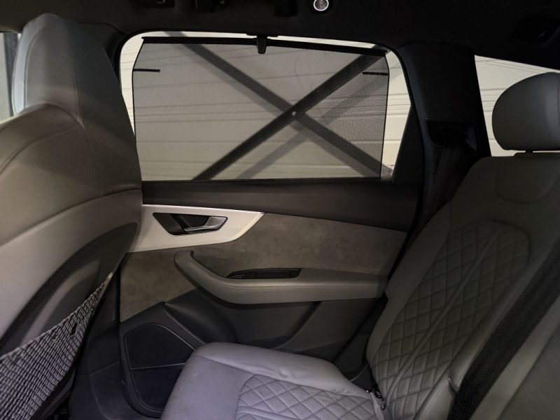 AUDI Q7 - 60 TFSI E - 462 cv - Hybride - S TRONIC - 2021 - Caméra 360 - CarPlay - Attelage