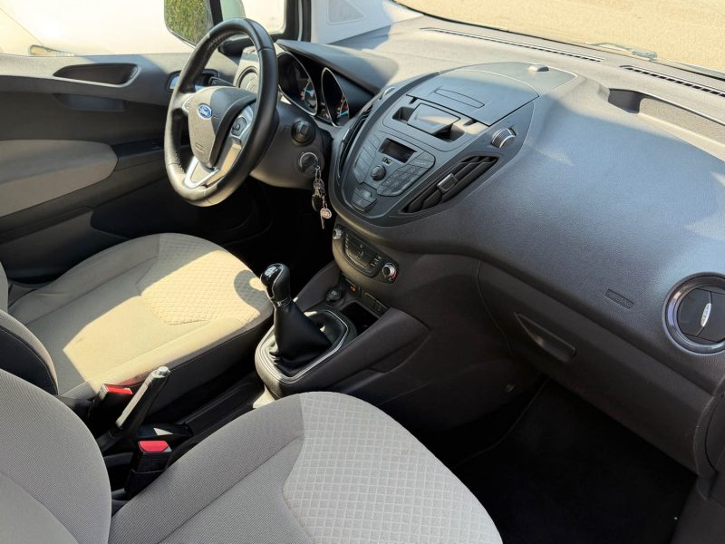 Ford Tourneo Courrier 1.0i 12v 100ch Trend