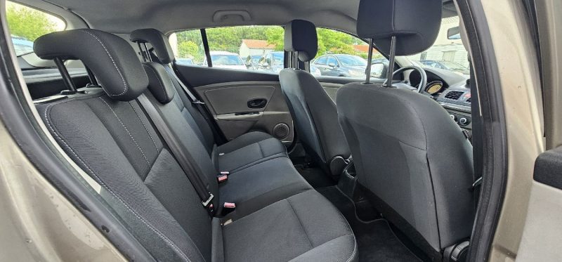 RENAULT MEGANEIII III 5 PORTES 1.6 16V 110cv   BIOETHANOL