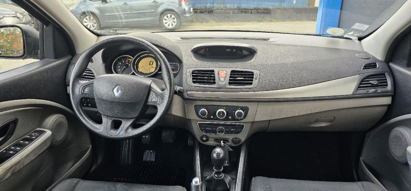 RENAULT MEGANEIII III 5 PORTES 1.6 16V 110cv   BIOETHANOL