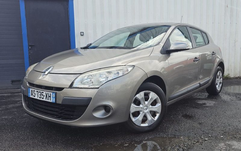 RENAULT MEGANEIII III 5 PORTES 1.6 16V 110cv   BIOETHANOL