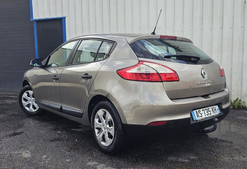 RENAULT MEGANEIII III 5 PORTES 1.6 16V 110cv   BIOETHANOL