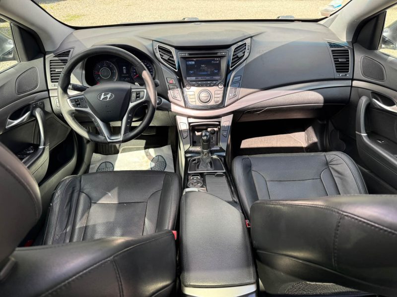 HYUNDAI I40 SW 1.7 CRDI 136 PACK PREMIUM LIMITED A 2011