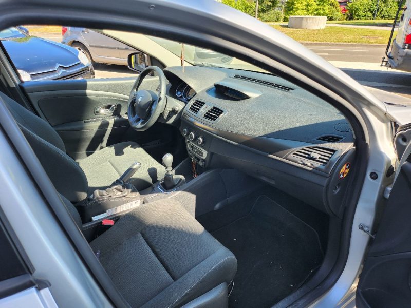 RENAULT MEGANE III 1.5DCI 95CH