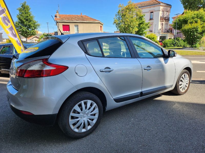 RENAULT MEGANE III 1.5DCI 95CH