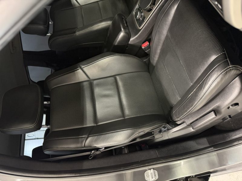 JEEP GRAND CHEROKEE LAREDO 2011