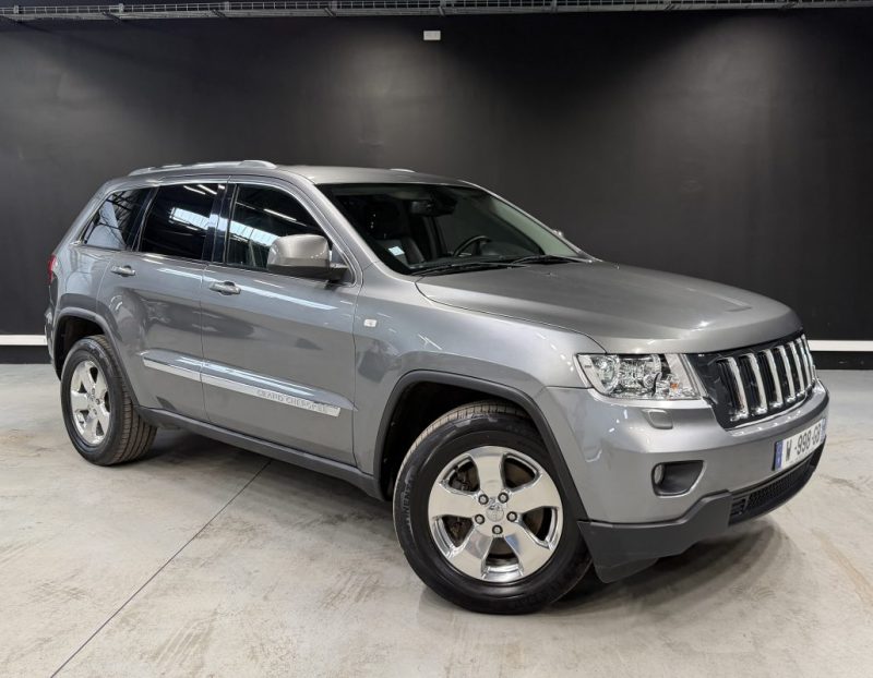 JEEP GRAND CHEROKEE LAREDO 2011