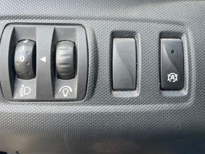 RENAULT CLIO IV 1.5 DCI 90ch (4cv)
