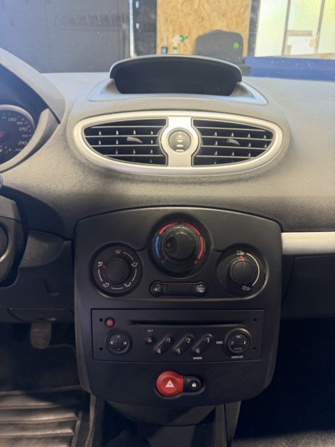 RENAULT CLIO 1.2 EDITION DYNAMIQUE 2007 - 44 100Kms - Premier Main - Suivit RENAULT
