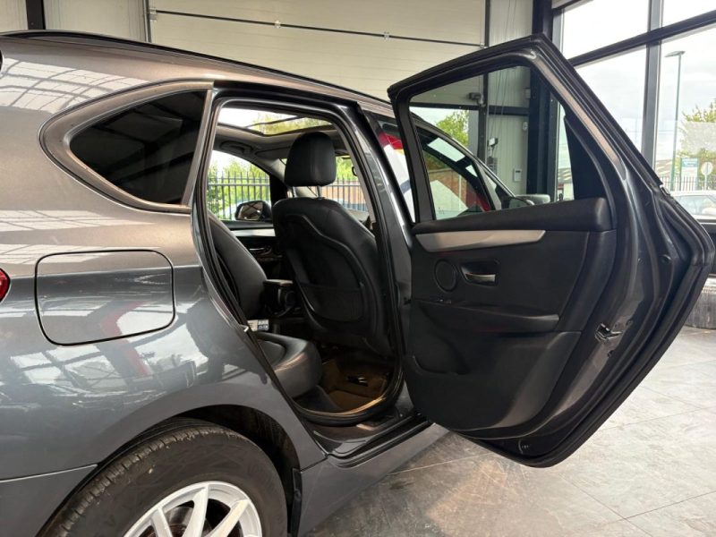 🚗 BMW Série 2 216D 1.5D 116 Ch Lounge 🌞 Toit Ouvrant 🛋️ Cuir 📡 Radar AV/AR ✅ Garantie