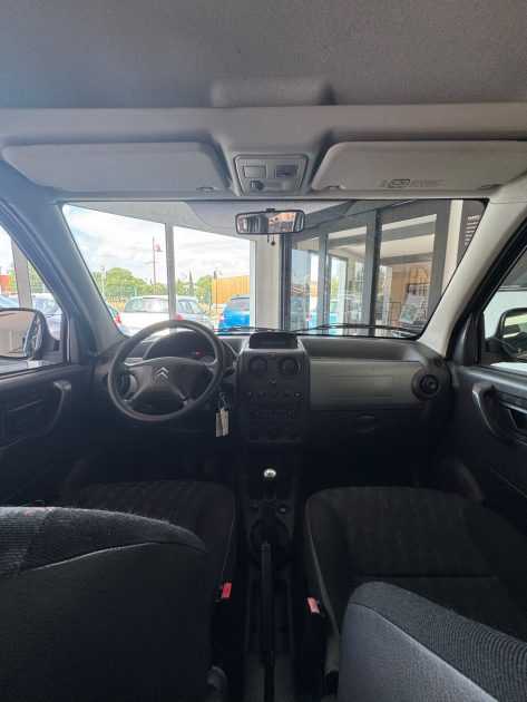 CITROEN BERLINGO 1.6 HDI 75CV - TONIC - Première Main - Distribution Neuve - Clim - Garantie 1 an