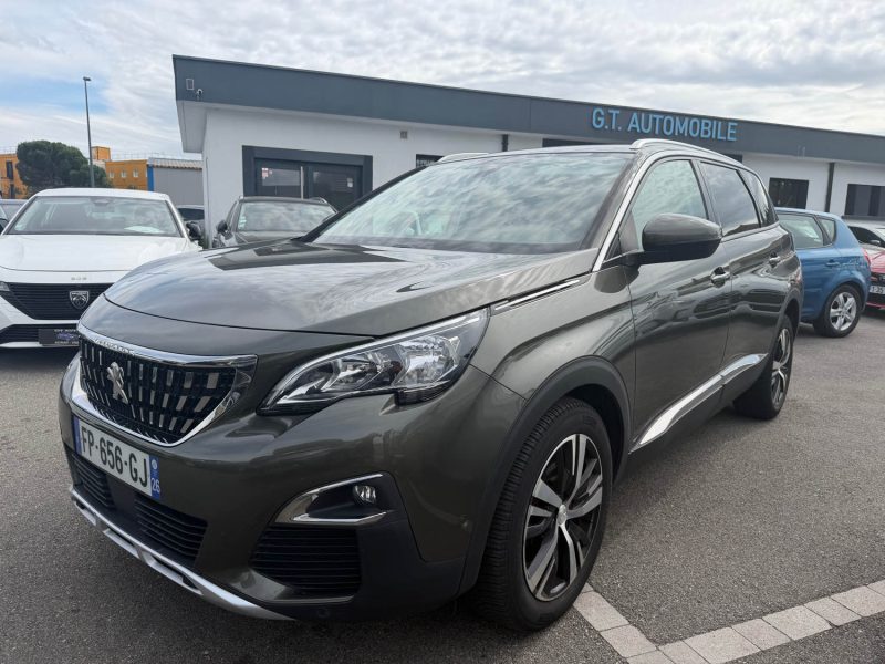 PEUGEOT 5008 1.5 BLUEHDI 130CH EAT8  7 PLACES  GARANTIE