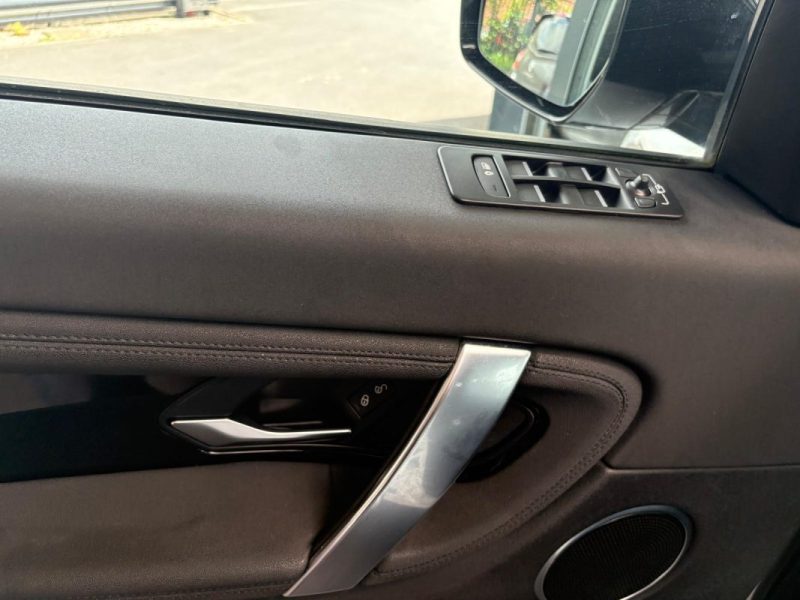 🔹 Land Rover Discovery Sport Restylé 2.0 TD4 150 CH📷 Caméra de recul⭐Première main- Suivi complet