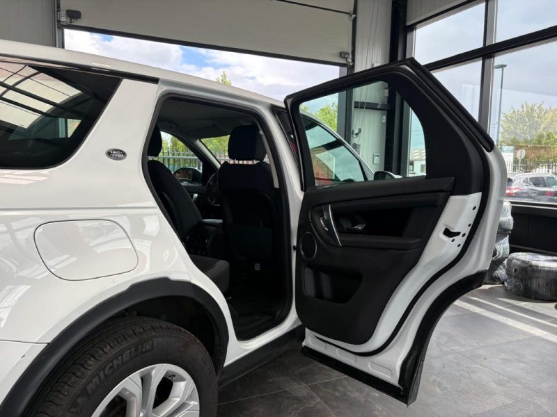 🔹 Land Rover Discovery Sport Restylé 2.0 TD4 150 CH📷 Caméra de recul⭐Première main- Suivi complet