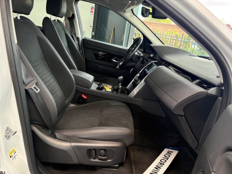 🔹 Land Rover Discovery Sport Restylé 2.0 TD4 150 CH📷 Caméra de recul⭐Première main- Suivi complet