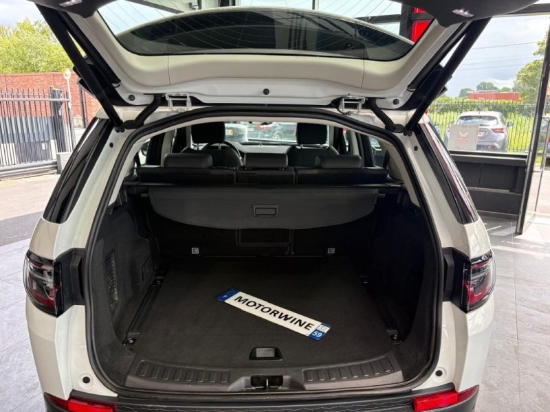 🔹 Land Rover Discovery Sport Restylé 2.0 TD4 150 CH📷 Caméra de recul⭐Première main- Suivi complet