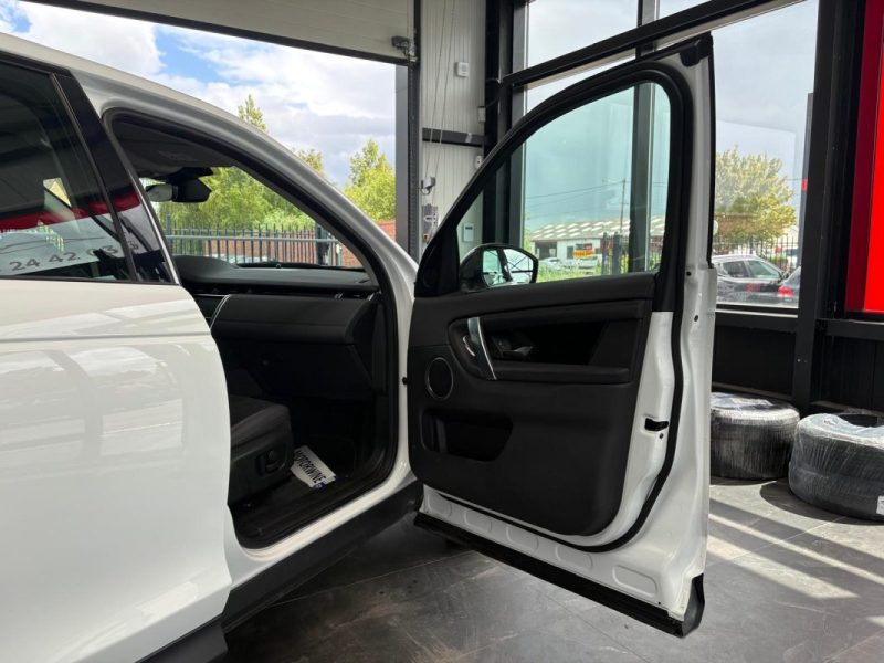 🔹 Land Rover Discovery Sport Restylé 2.0 TD4 150 CH📷 Caméra de recul⭐Première main- Suivi complet
