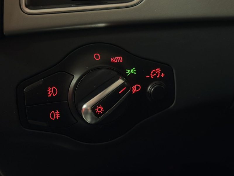 🟢 Audi A4 Berline 2.0 TFSI 180 cv Led / Clim auto / Sièges Chauffants