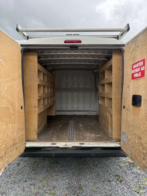 PEUGEOT BOXER 330  2.0 BlueHDi 110 ch 