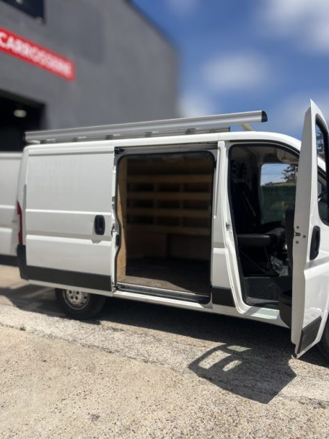 PEUGEOT BOXER 330  2.0 BlueHDi 110 ch 