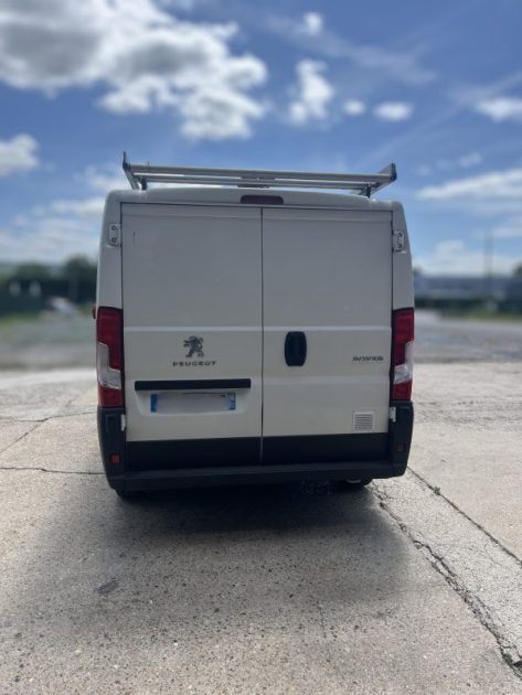 PEUGEOT BOXER 330  2.0 BlueHDi 110 ch 
