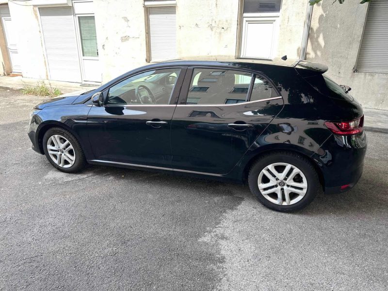 RENAULT MEGANE IV TCE 140 BOÎTE AUTOMATIQUE EDC PRIX TTC : 8990 € PRIX HT : 7490 €