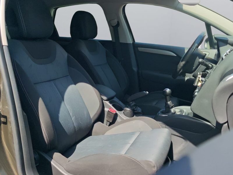 CITROEN C4 II 1.6 HDI 90 BUSINESS